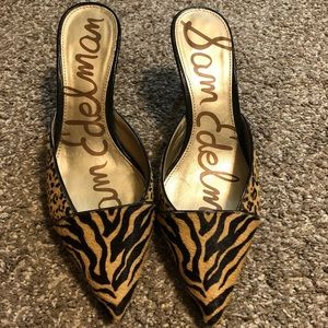 Sam Edelman pointed toe Kitten heel